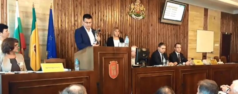 Мая Димитрова е новият председател на Общински съвет-Добрич (ВИДЕО)