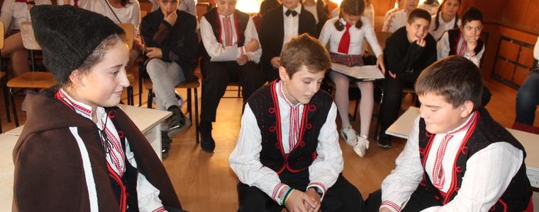 Със стихотворения и драматизации отбелязаха „Часът на Йовков“ в едноименното каварненско училище