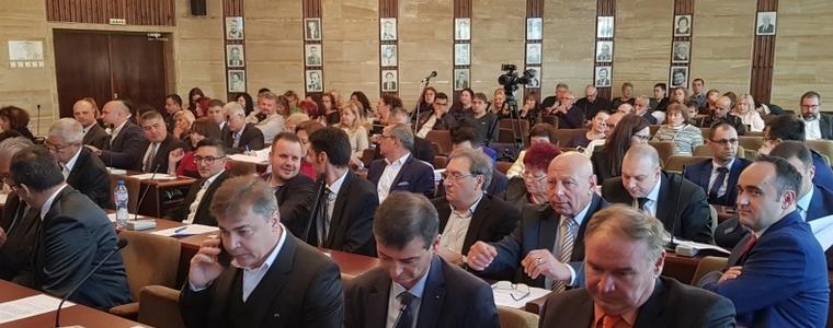 Съставите на постоянните комисии ще бъдат определени на заседание на Общински съвет - Добрич на 26 ноември