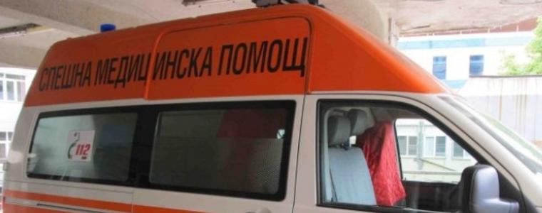 Възрастна жена се размина с натъртвания, след като бе ударена от кола в Добрич