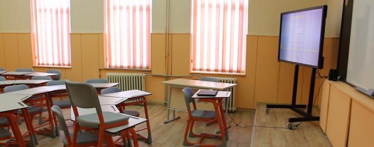 Нов интерактивен кабинет в помощ на обучението в ПГТ „П. К. Яворов“ (ВИДЕО)