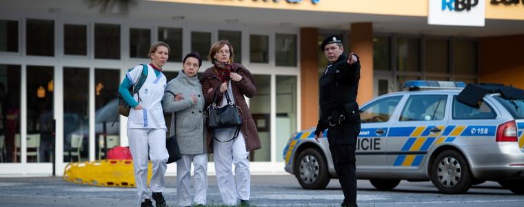 Шестима убити при стрелба в болница в Чехия