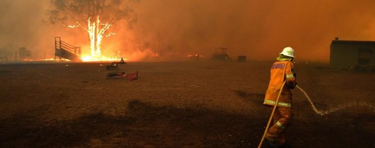 Австралия мобилизира 3000 запасняци за гасене на пожарите