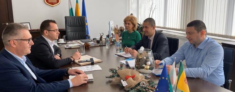 ЕНЕРГО-ПРО информира кмета на Добрич за предстоящите промени в работата с бизнес клиентите през 2020 година