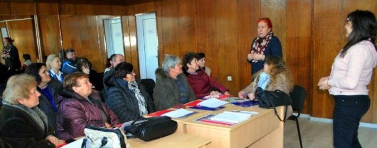 Проведе се обучение по проект „Патронажна грижа за възрастни хора и лица с увреждания в община Генерал Тошево”