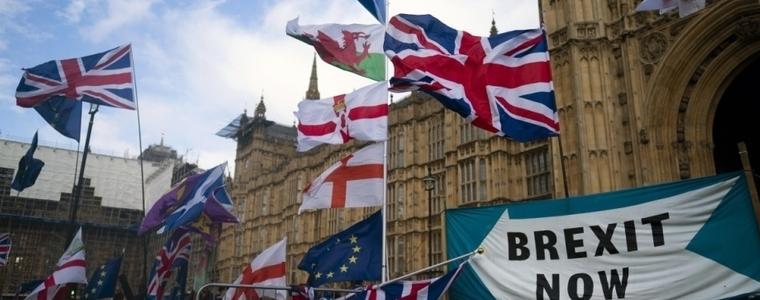 Великобритания пред риск от загуби за 19,5 млрд долара годишно след Брекзит