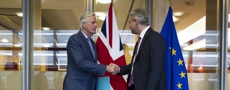 ЕС предупреди Лондон срещу „илюзии“ при преговорите