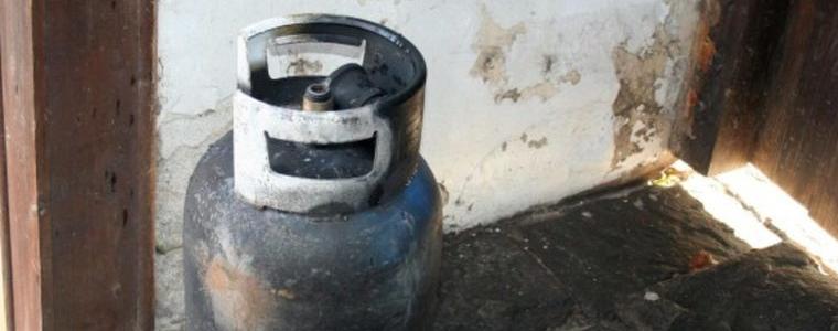 Неизправна газова бутилка е предизвикала пожар в частен имот в Каварна
