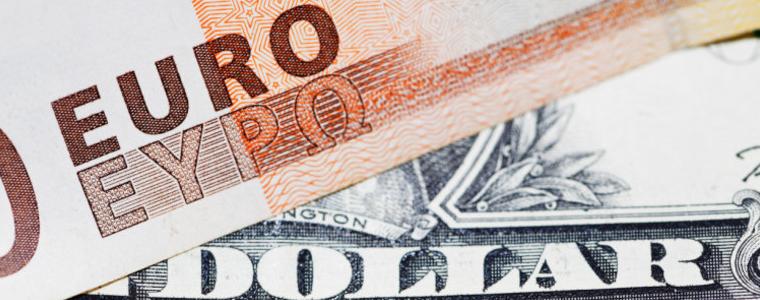 Обменители и банкови служители отчитат нараснало търсене на чуждестранна валута