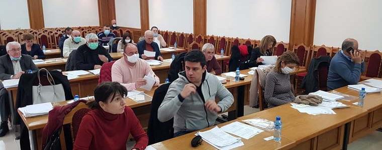 НА ЖИВО: Заседава Общинският съвет на Община Добричка