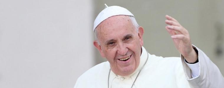 Папата даде отрицателна проба за COVID-19
