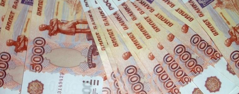 Русия ограничава банкнотите в обращение заради коронавируса
