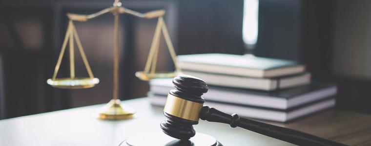 По искане на Окръжната прокуратура в Добрич съдът взе мярка за неотклонение „Задържане под стража“ на опасен рецидивист за грабеж 