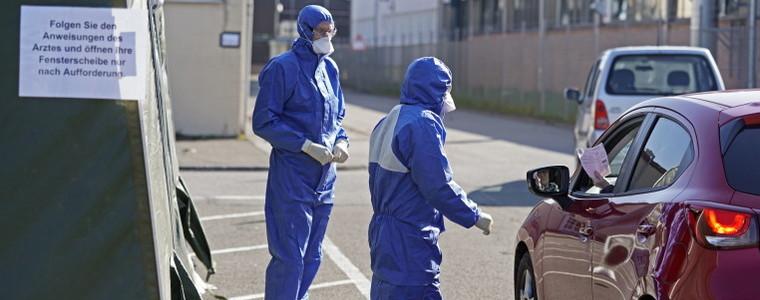 Бум на коронавирус в германски месокомбинати с български работници