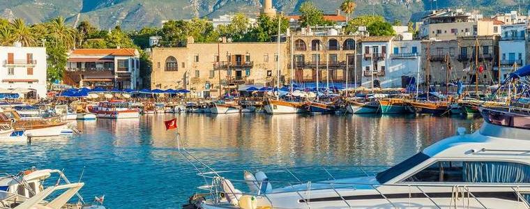 Кипър ще плаща разходите на заразили се туристи, българи ще влизат по нови правила