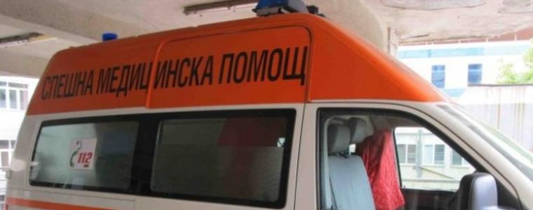 Мотоциклетист е с леки наранявания след падане по булевард в Добрич