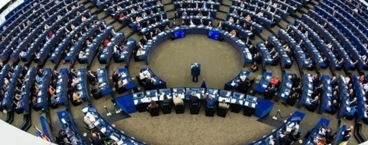ЕС трябва да наложи стандарти за регулиране на онлайн платформите, заявяват евродепутатите