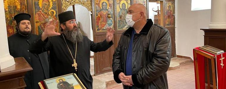 Борисов посети реставрираните църкви и манастири в област Перник