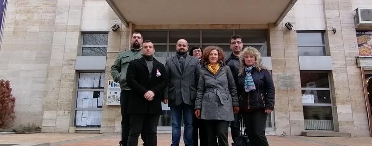 "Демократична България" регистрира листата си в РИК-Добрич