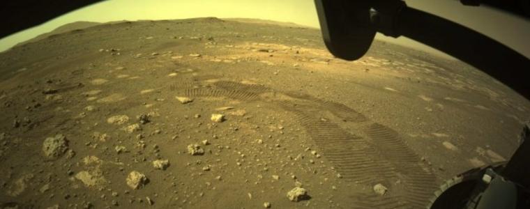Роувърът "Пърсивиърънс" с първи стъпки на Марс  