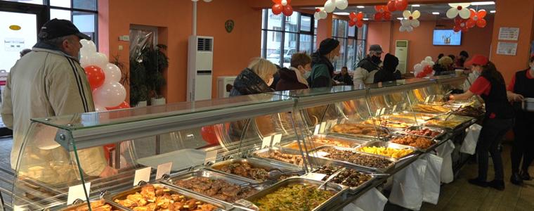 С курбан и промоционални цени отвори врати  кулинария „Джеронимо“ в Добрич (ВИДЕО)