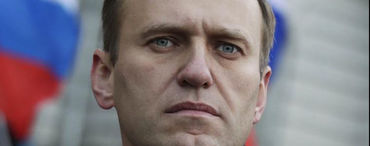 Навални е дал отрицателна проба за новия коронавирус; "Амнести интернешънъл" каза, че Русия може би бавно го убива