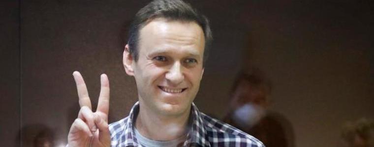  Навални продължава гладната си стачка с искане за преглед от независим лекар