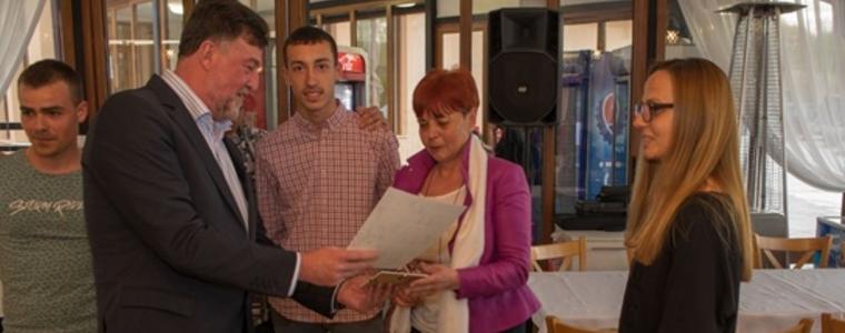 Първо място на Националното състезание „Млад фермер”  за отбора на ПГАС – Добрич