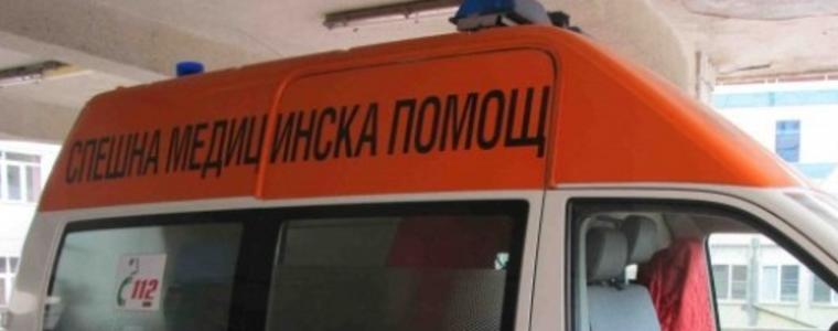 34-годишен мъж е в болница, след като се е хвърлил върху движеща се кола в Каварна