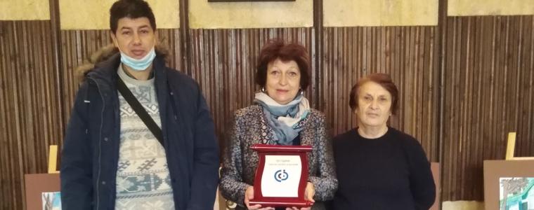Община град Добрич с почетен плакет от Съюза на слепите в България 