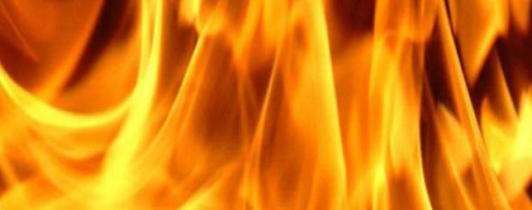Мъж загина при пожар в дома си в тошевско село