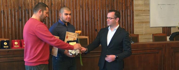 Двама хвърлячи в ТОП 3 при спортистите на Добрич (ВИДЕО)