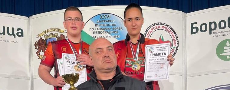 Добричкият клуб „Хищник” с 5 републикански титли по канадска борба