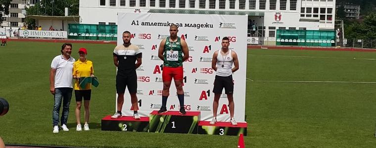 Тодор Петров продължи победната си серия в Габрово