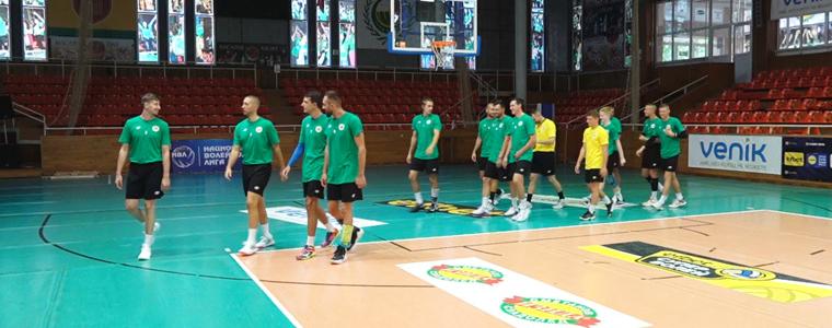 Отлична атмосфера в отбора усещат състезателите на „Добруджа 07“ (ВИДЕО)