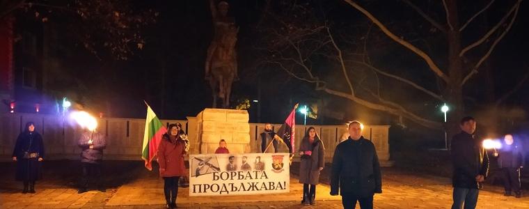 С факелна стража ВМРО - Добрич отбеляза 103 години от Ньойския диктат (ВИДЕО)