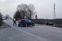 Катастрофа между лека кола и мотоциклет по околовръстния път на Добрич