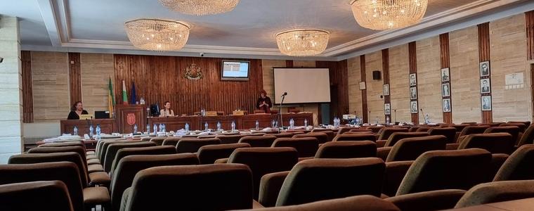 Общински съвет - Добрич ще заседава днес