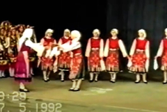 Александър Александров отправя поздрав за предстоящия празник с танца „Алфатарски лазарки“
