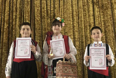 Трима изпълнители от школа “Фолклорни традиции” с награди от Калипетрово