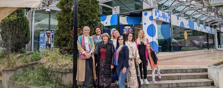 Светлинна инсталация в Добрич ще известява за новородени бебета в болницата в нашия град