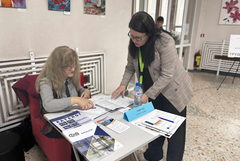 ОИЦ–Добрич представи възможности за обучение и заетост на трудовата борса, която се проведе днес в Добрич