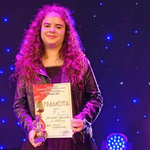 Денислава Маринова от "Shining voices" с Трета награда от националния конкурс "Съзвездие" в Шумен