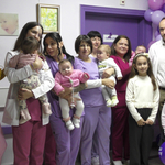 Медици, благодарни родители и малки пациенти отбелязаха Деня на недоносените деца ВИДЕО)