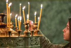 По църковния календар днес се се отдава почит на св. Амвросий Медиолански