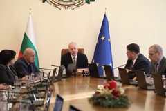 Премиерът: Удължителният бюджет гарантира стабилността на държавата и социалните разходи през 2026 г.