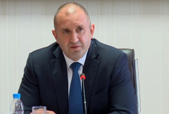 Румен Радев изненада, третият мандат отива при АПС