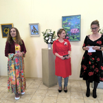 Живопис и флористика в изложбата „Ние, цветята“ на Мила Василева и Елена Георгиева