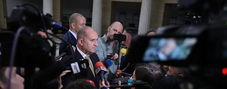 Радев: У нас идват до 8 нови американски самолета, предлагаме да бъдат разположени на летище Безмер