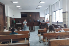 Деца от лятното училище към МКБППМН посетиха Окръжния съд в Добрич